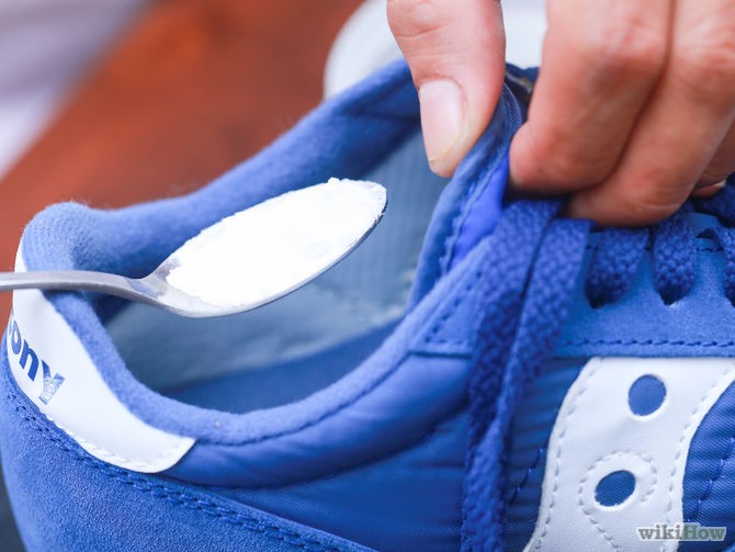 Bicarbonato e scarpe puzzolenti... come rimediare con un prodotto ... Eliminare puzza scarpe