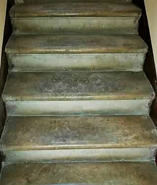 Come pulire vecchi pavimenti in marmo o pietra in modo naturale Prodotti pulizia marmo