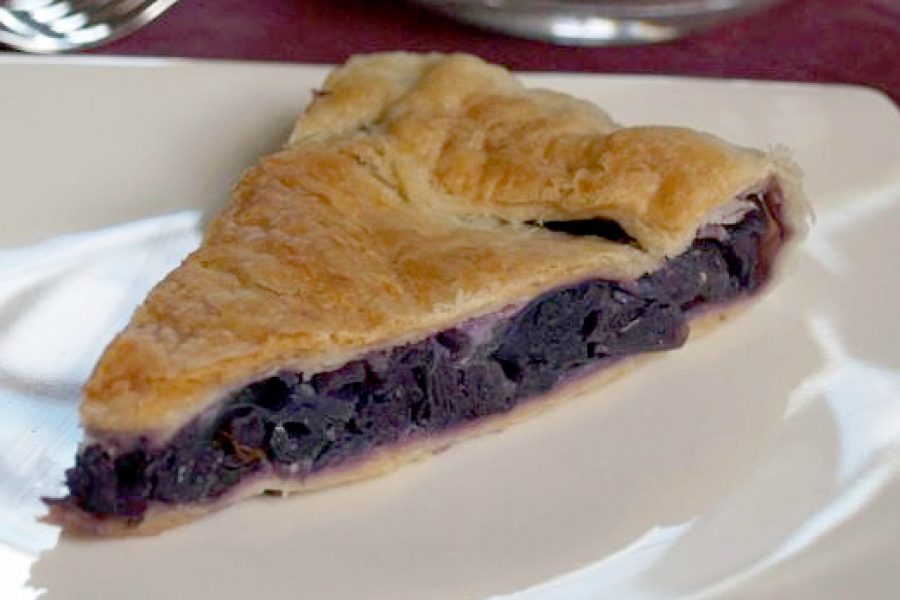 Torta salata al cavolo viola