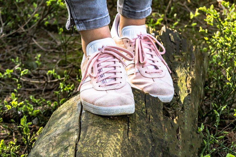 come pulire le scarpe bianche